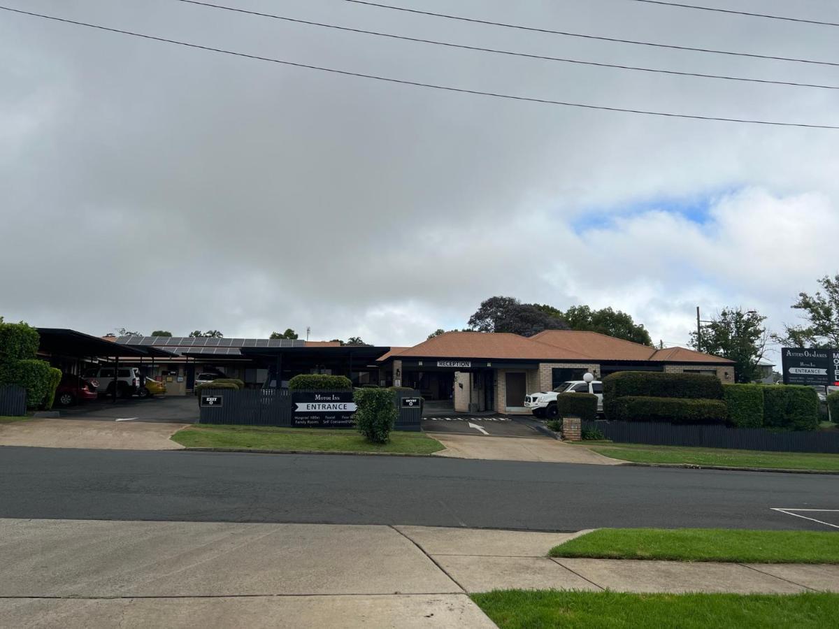Asters On James Motor Inn Toowoomba Dış mekan fotoğraf