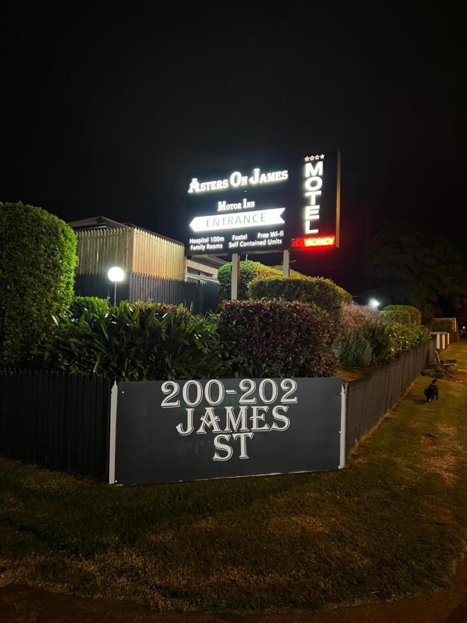 Asters On James Motor Inn Toowoomba Dış mekan fotoğraf