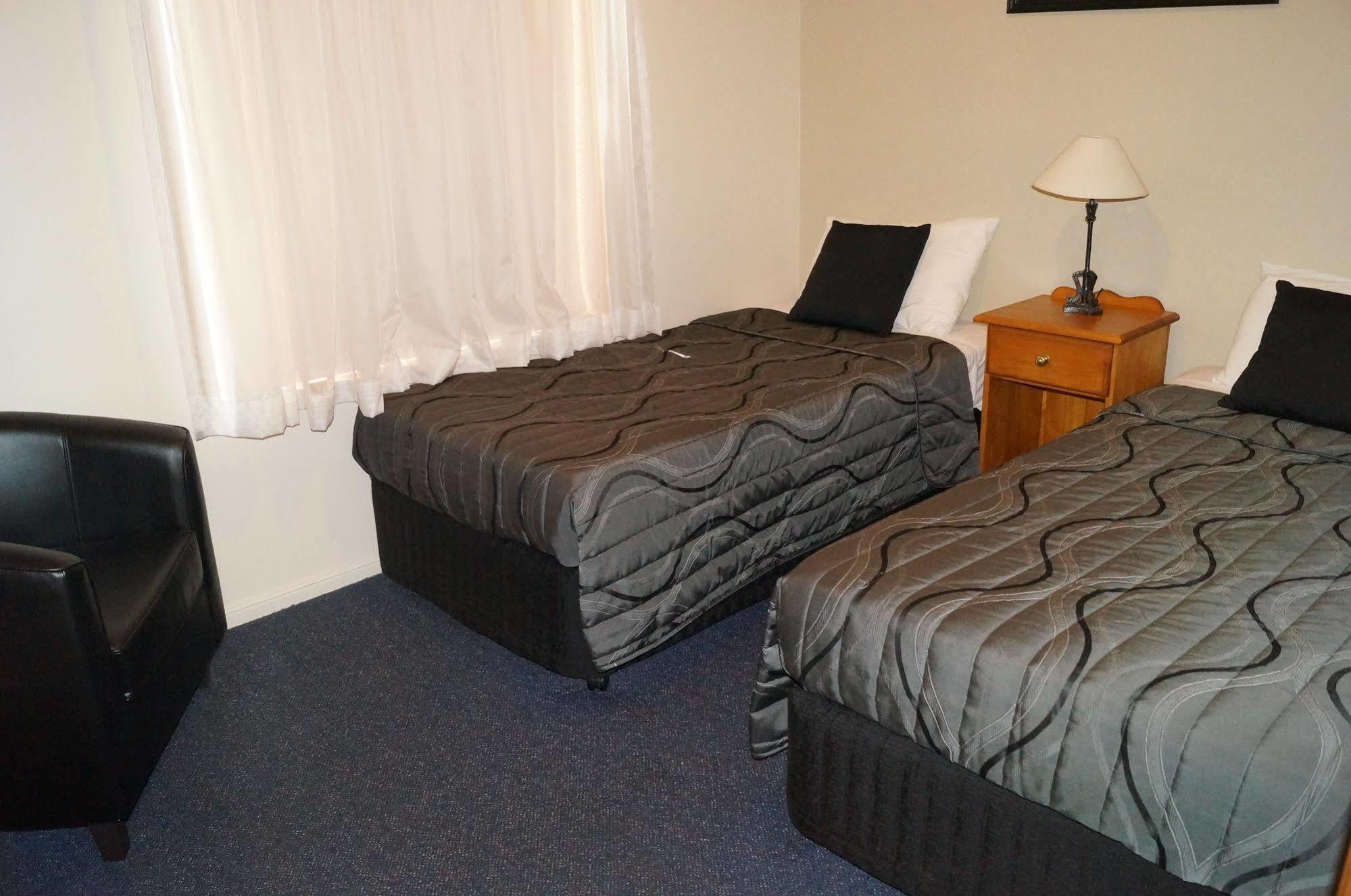 Asters On James Motor Inn Toowoomba Dış mekan fotoğraf